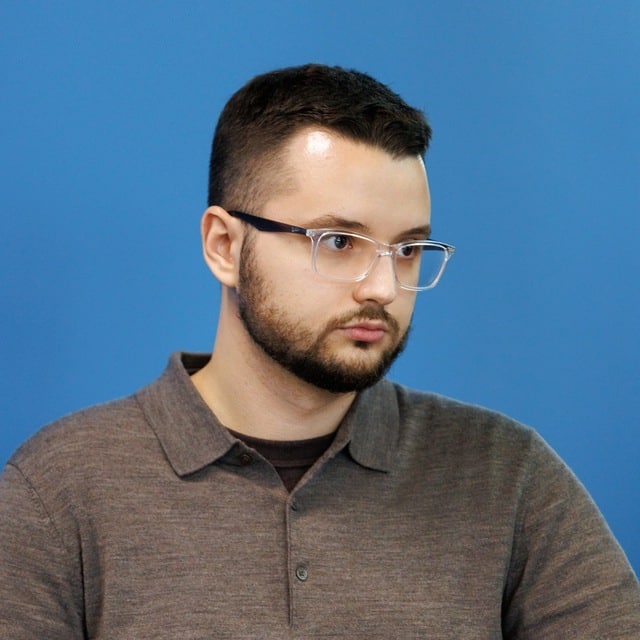 нова програма МВФ та України